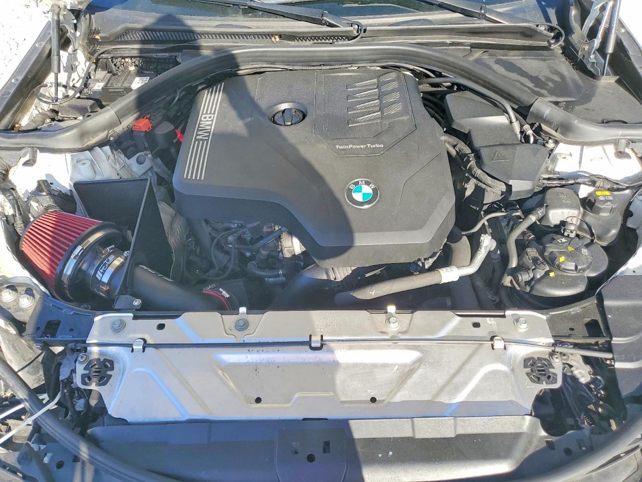 2020 BMW 330I - zdjęcie 11
