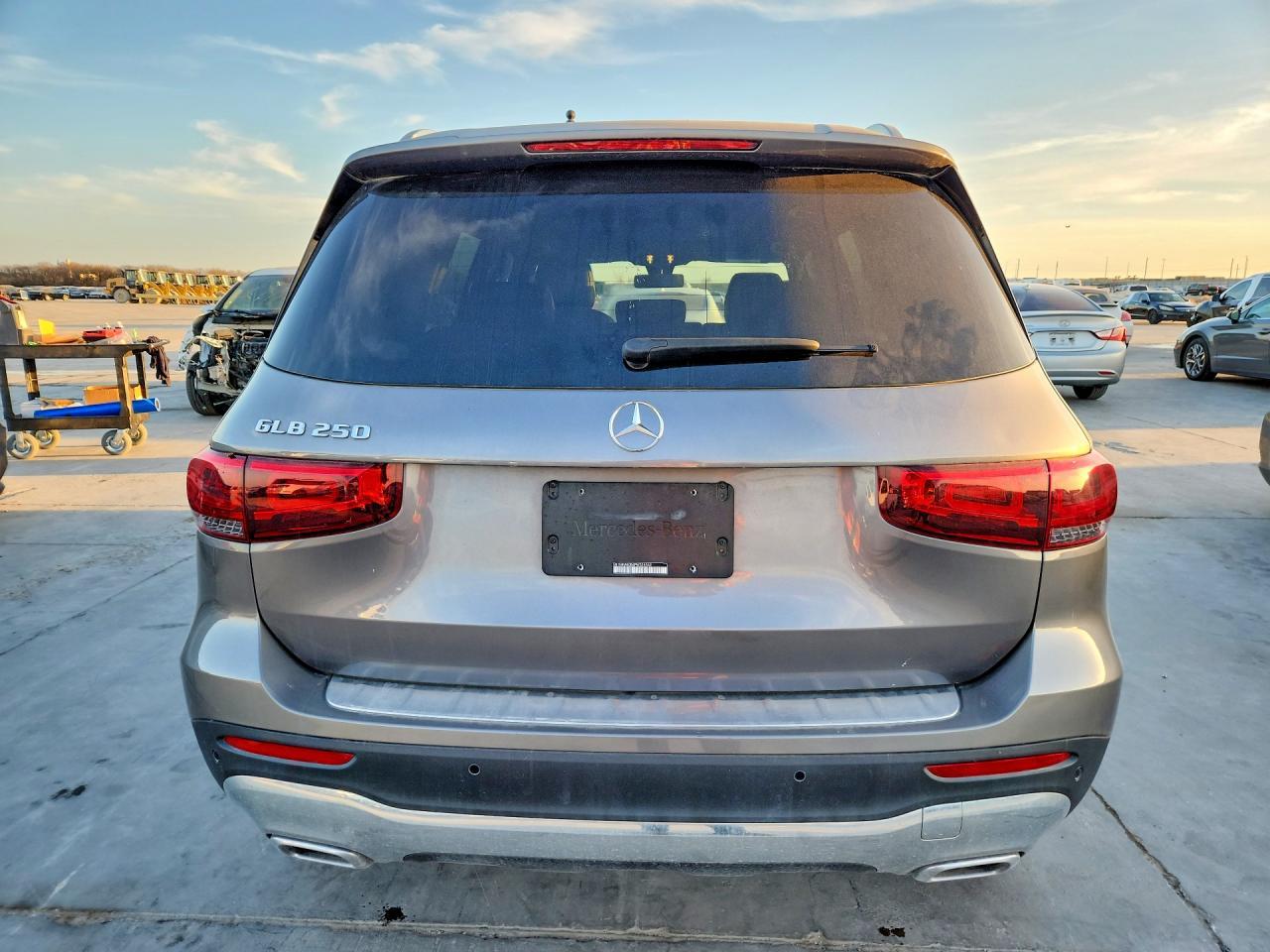2023 Mercedes-Benz Glb 250 - zdjęcie 6