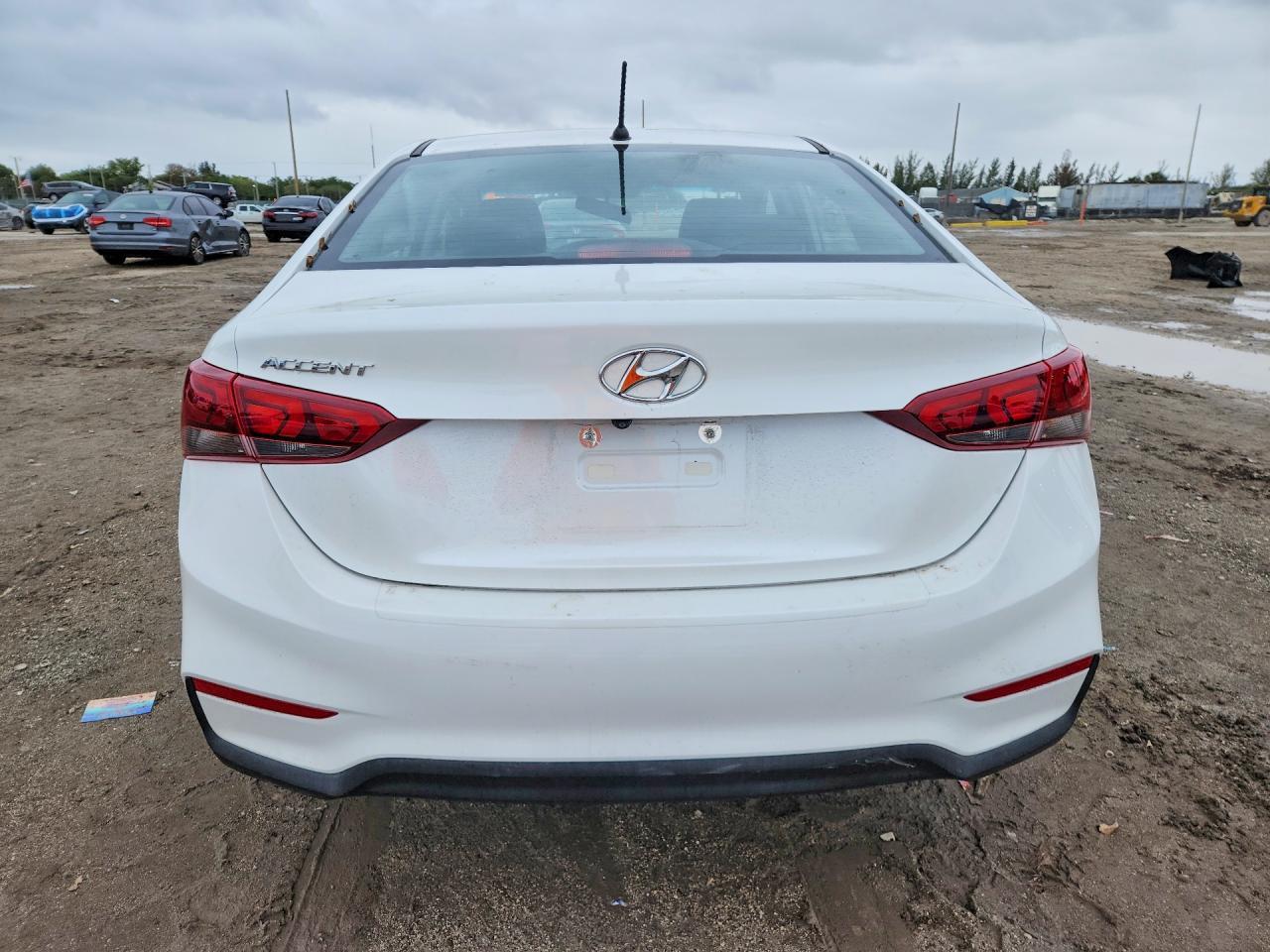 2020 Hyundai Accent Se - zdjęcie 6
