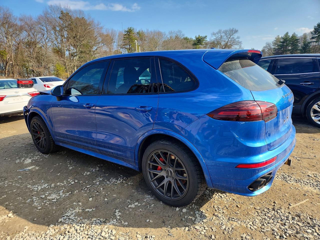 2017 Porsche Cayenne Gts - zdjęcie 2
