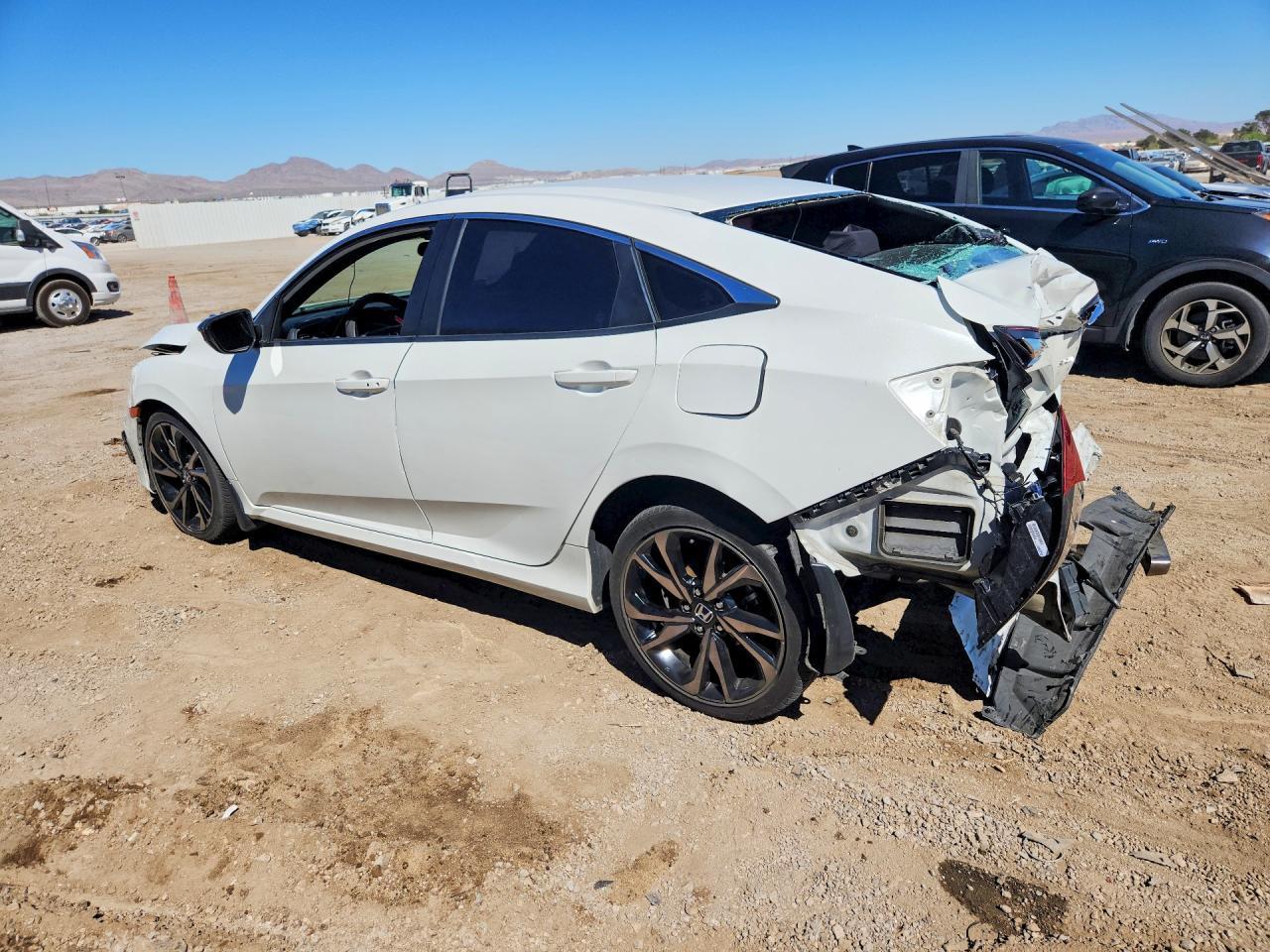 2019 Honda Civic Sport - zdjęcie 2