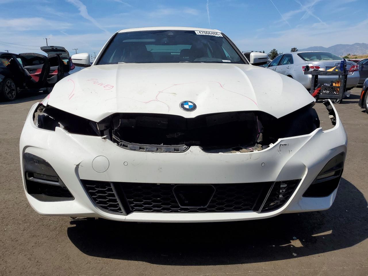 2021 BMW 330I - zdjęcie 5