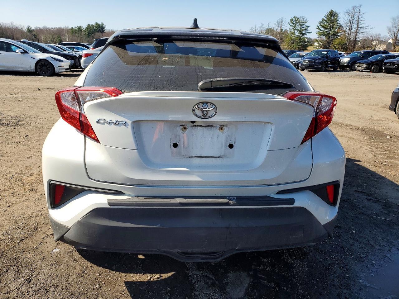 2019 Toyota C-Hr Xle - zdjęcie 6