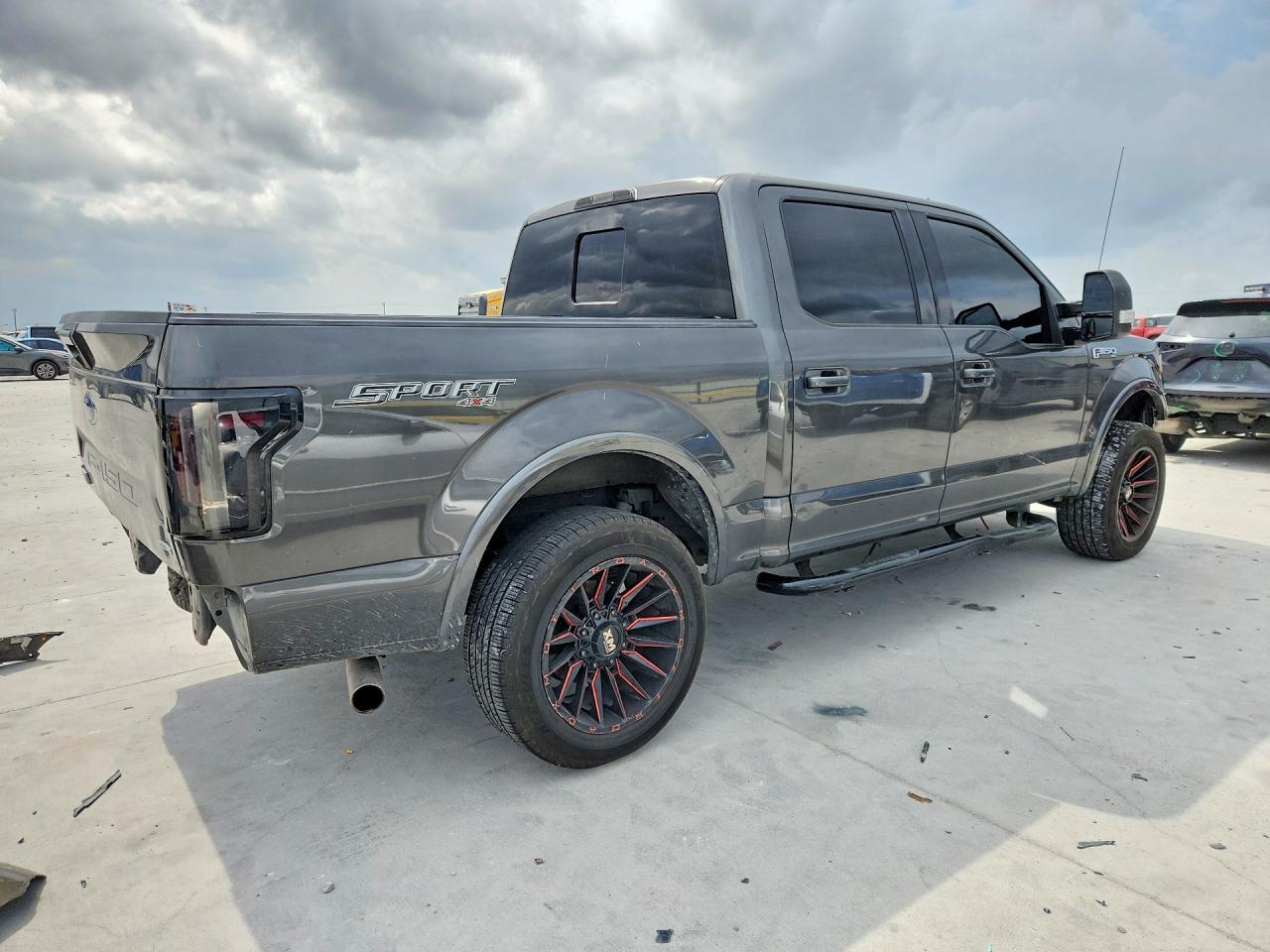 2018 Ford F150 Supercrew - zdjęcie 3