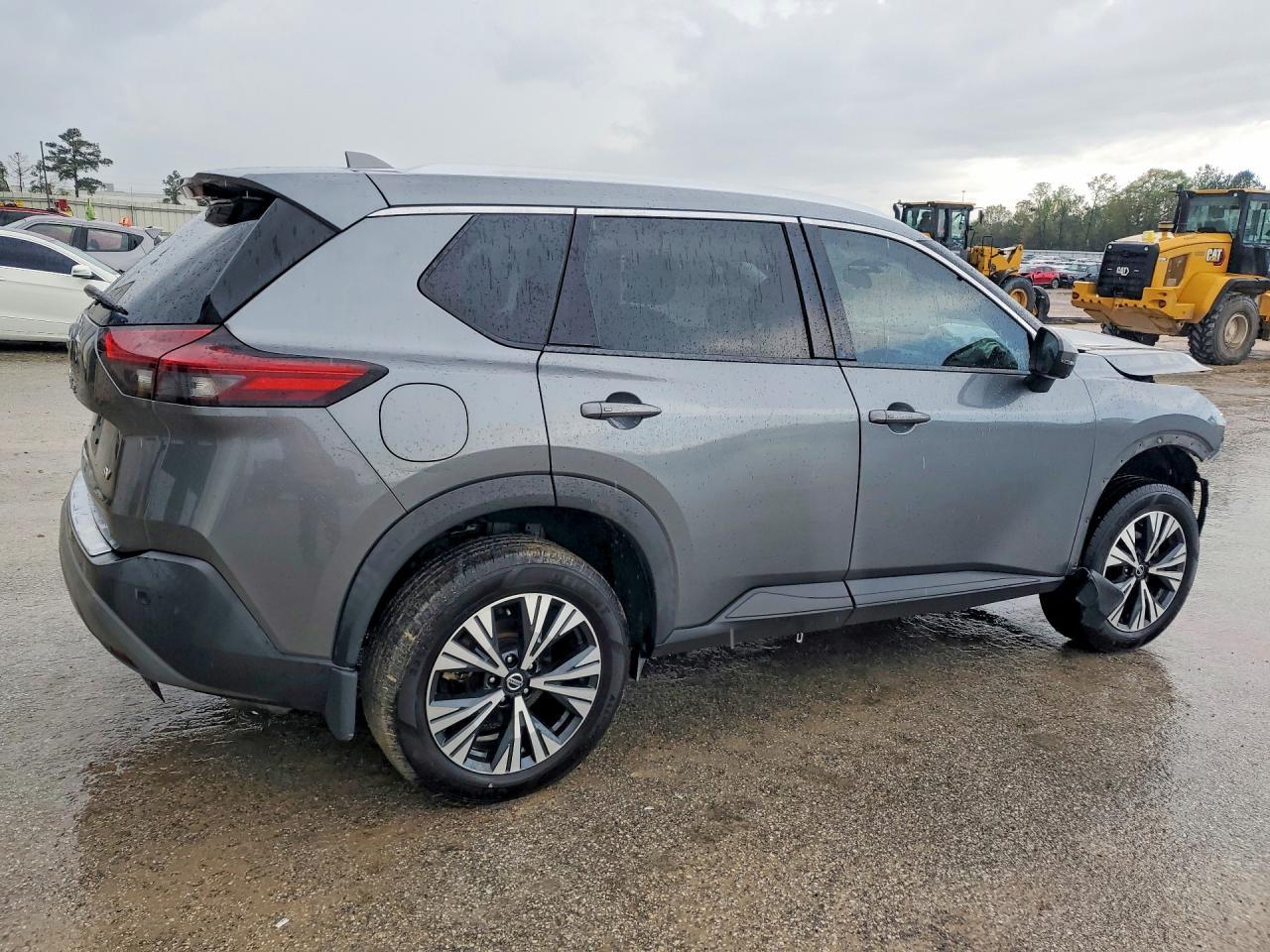 2021 Nissan Rogue Sv - zdjęcie 3