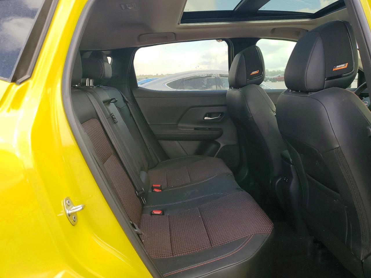 2025 Nissan Kicks S - zdjęcie 11