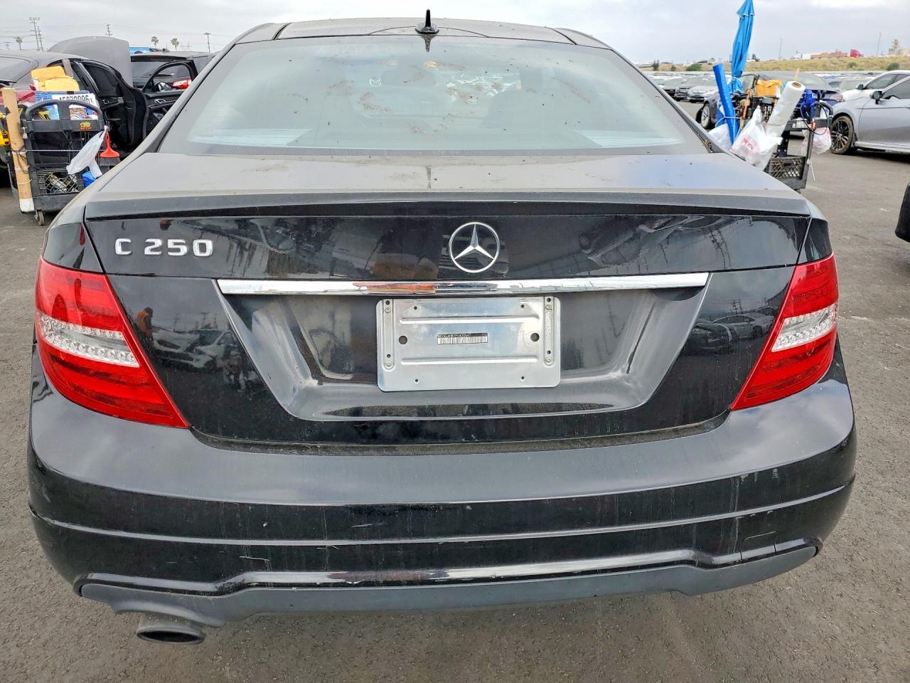 2015 Mercedes-Benz C 250 - zdjęcie 6
