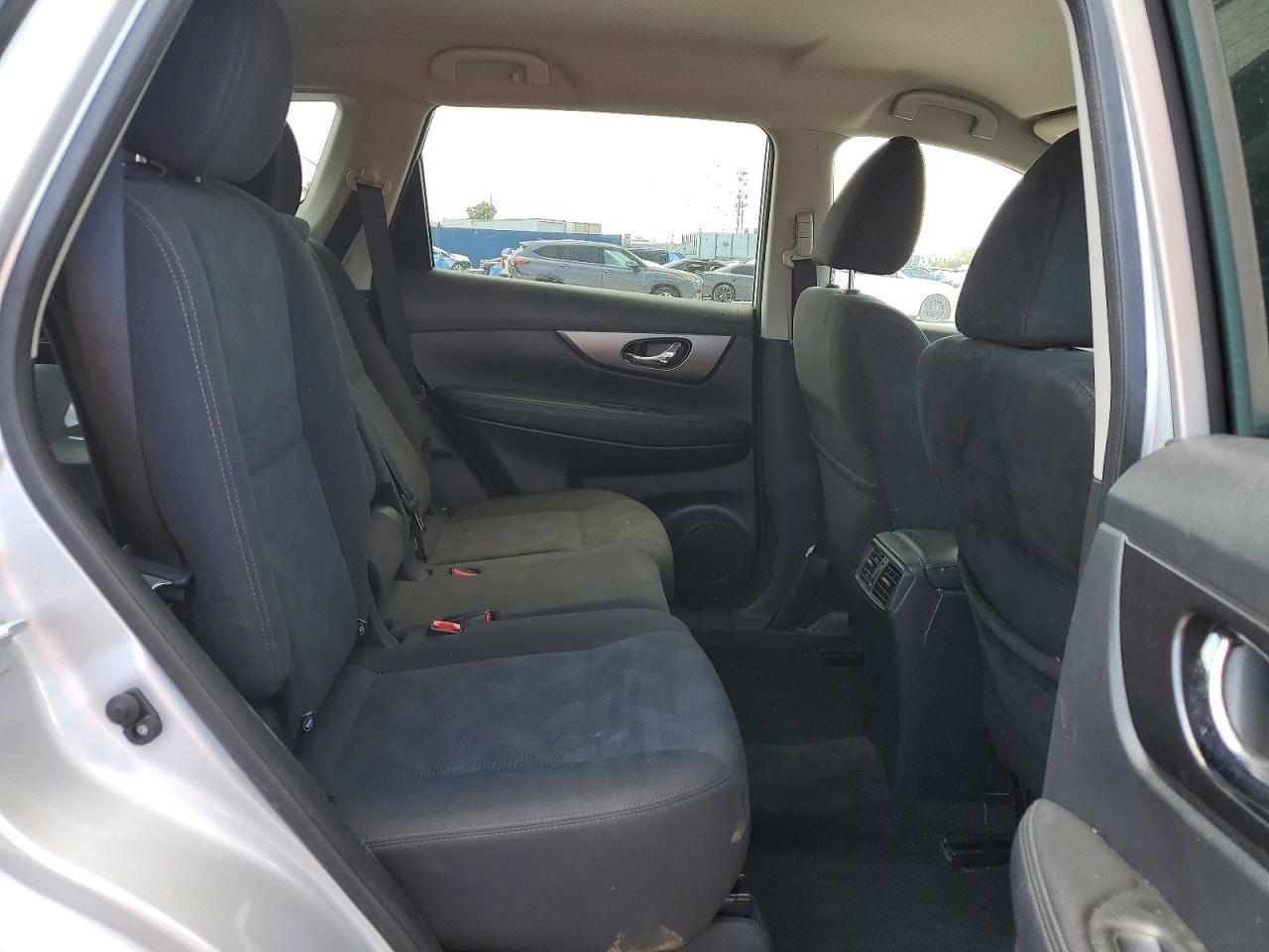 2016 Nissan Rogue Sv - zdjęcie 10