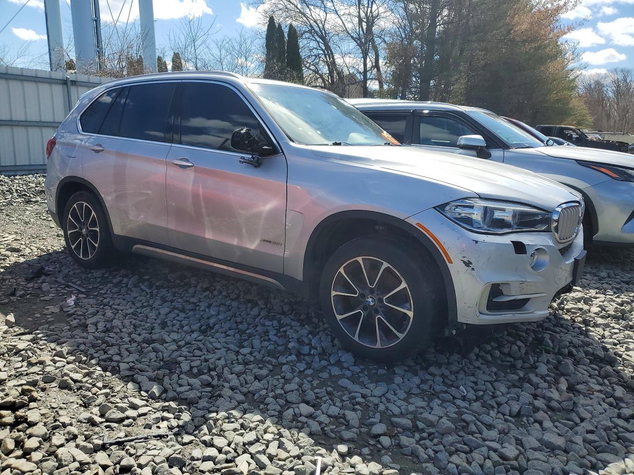 2017 BMW X5 3.0I - zdjęcie 4