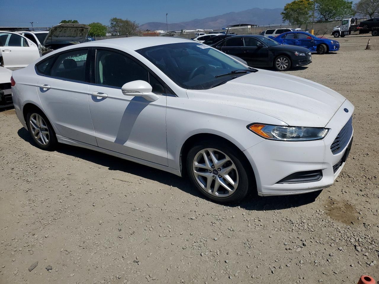 2014 Ford Fusion Se - zdjęcie 4