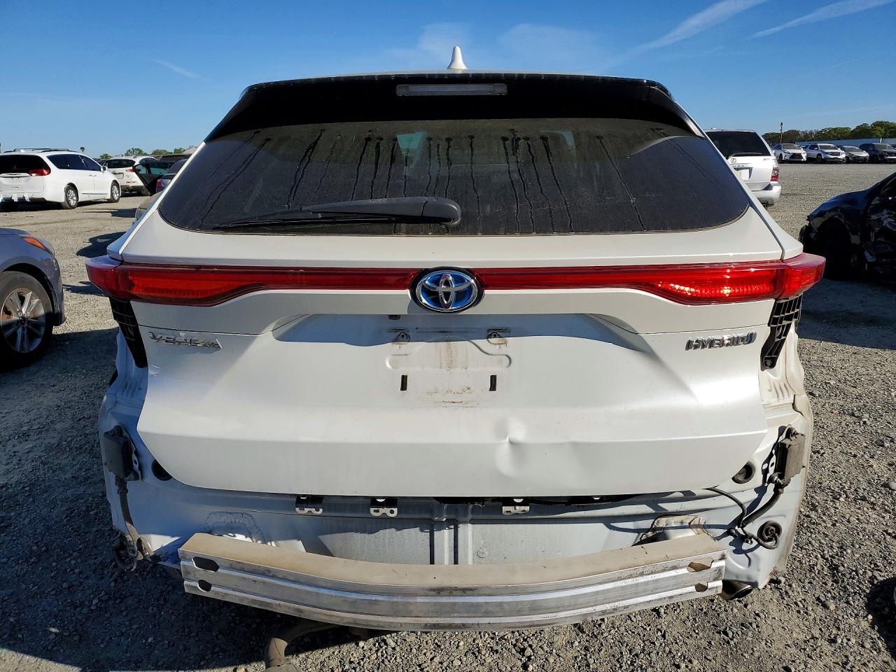 2022 Toyota Venza Le - zdjęcie 6