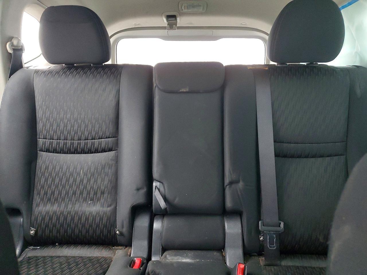 2019 Nissan Rogue S - zdjęcie 10