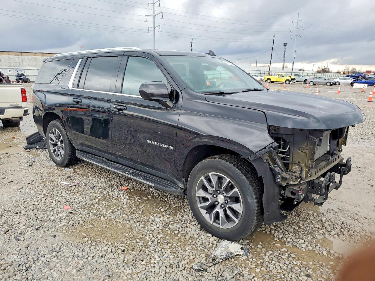 2021 Chevrolet Suburban K1500 Lt - zdjęcie 4
