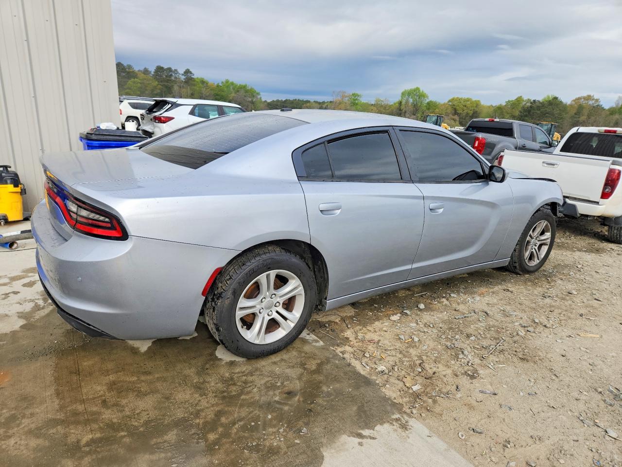 2015 Dodge Charger - zdjęcie 3