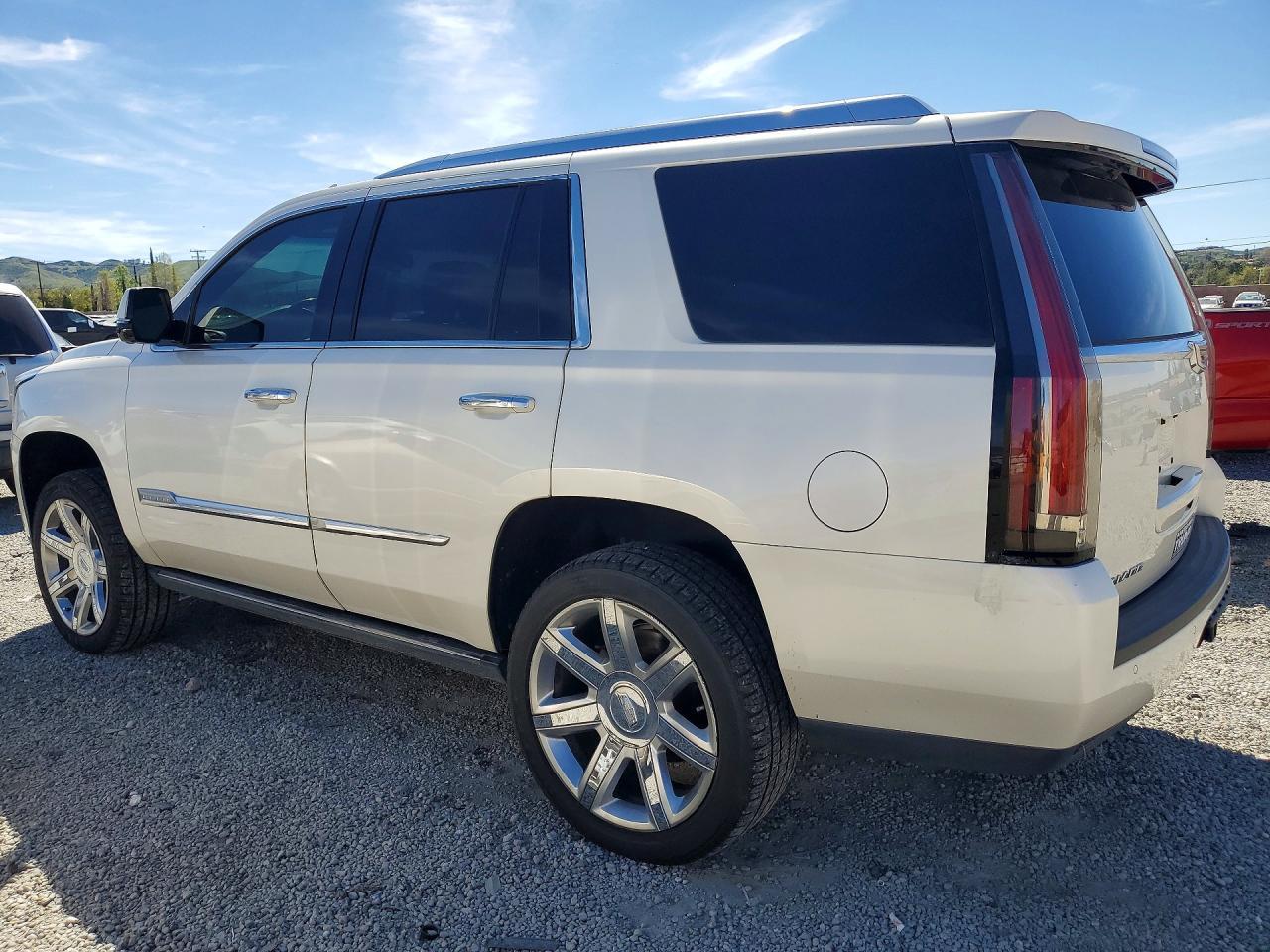 2015 Cadillac Escalade Premium - zdjęcie 2