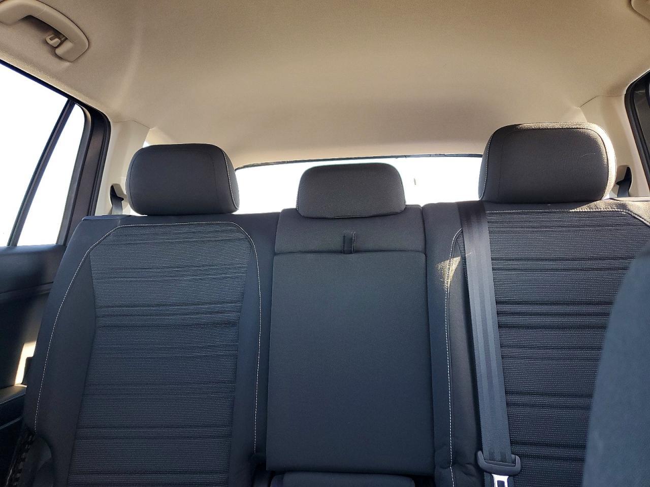 2022 Volkswagen Tiguan S - zdjęcie 10