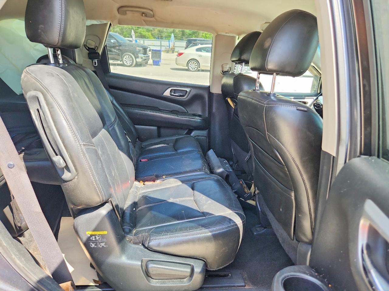 2013 Nissan Pathfinder S - zdjęcie 11