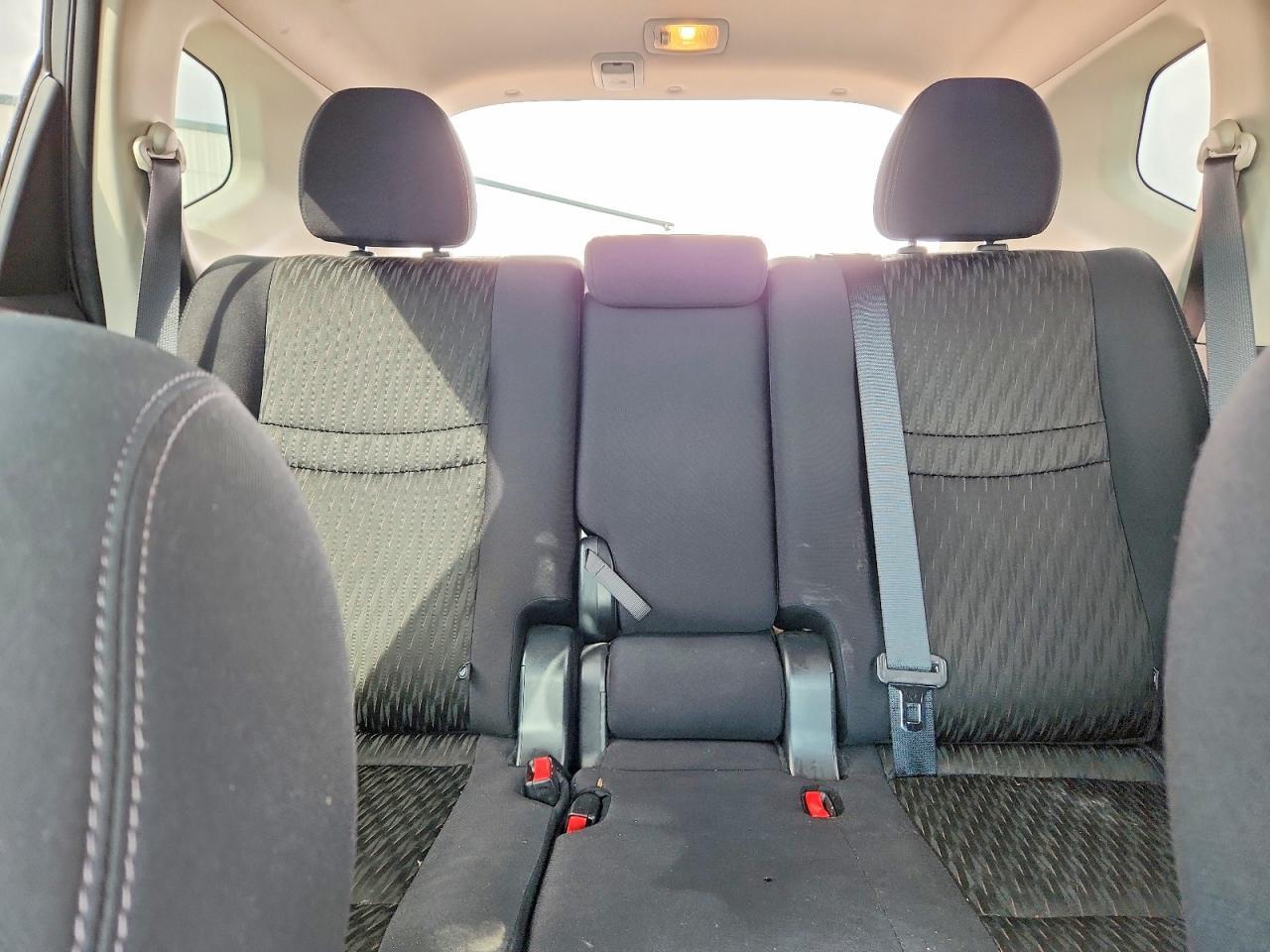 2017 Nissan Rogue S - zdjęcie 10