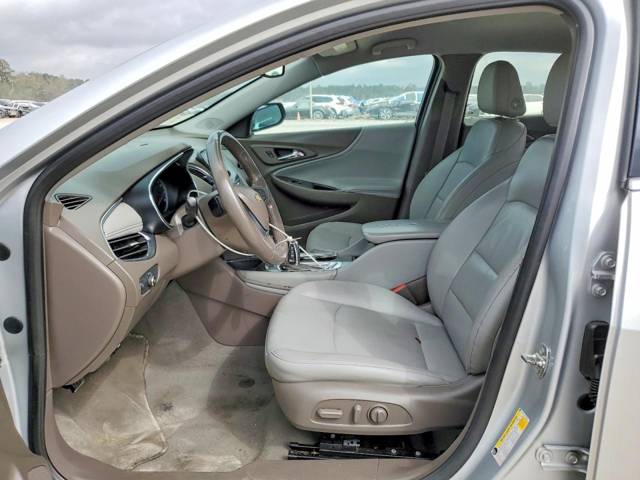 2019 Chevrolet Malibu Lt - zdjęcie 7