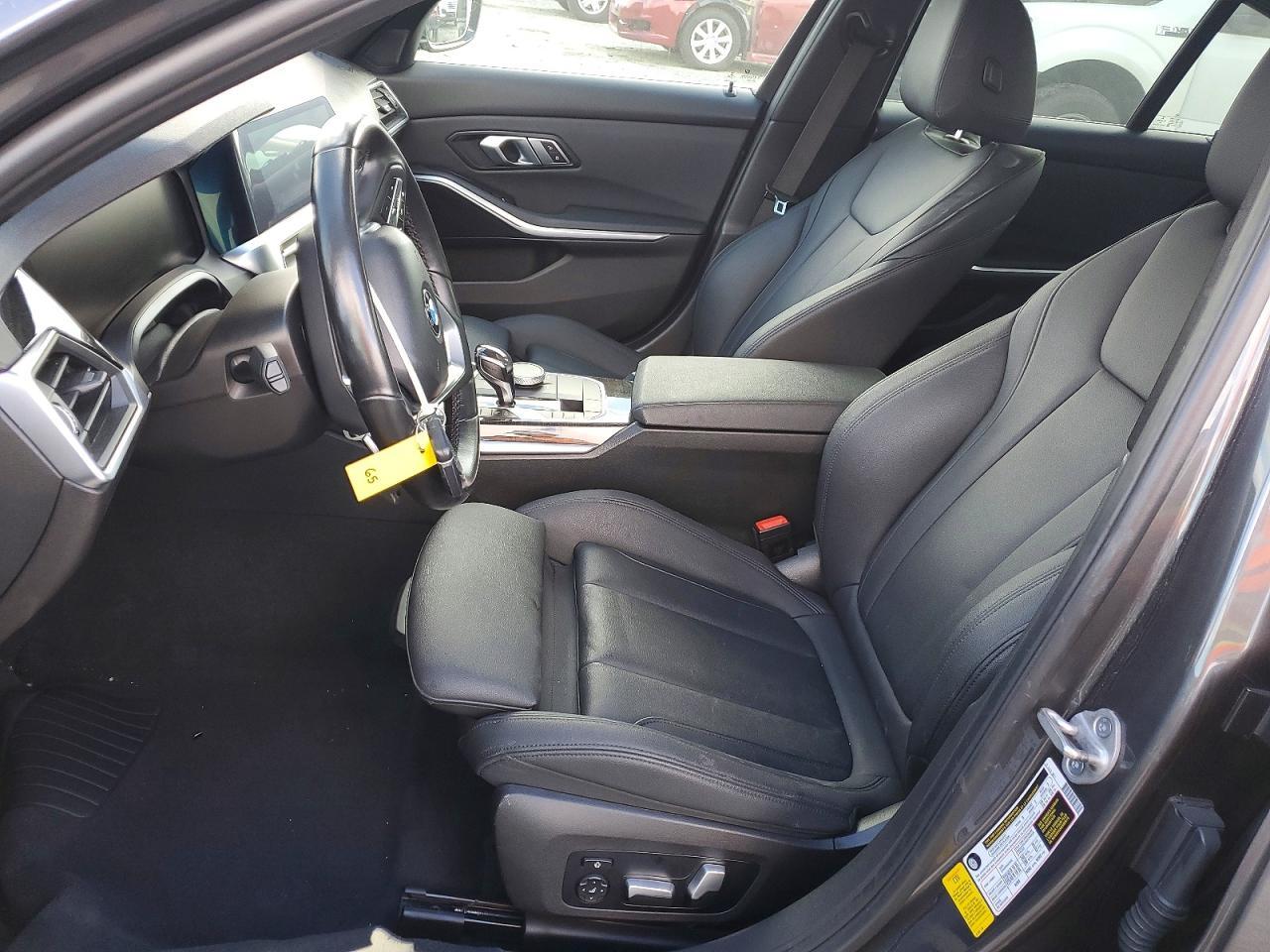 2021 BMW Motorrad 330I - zdjęcie 7