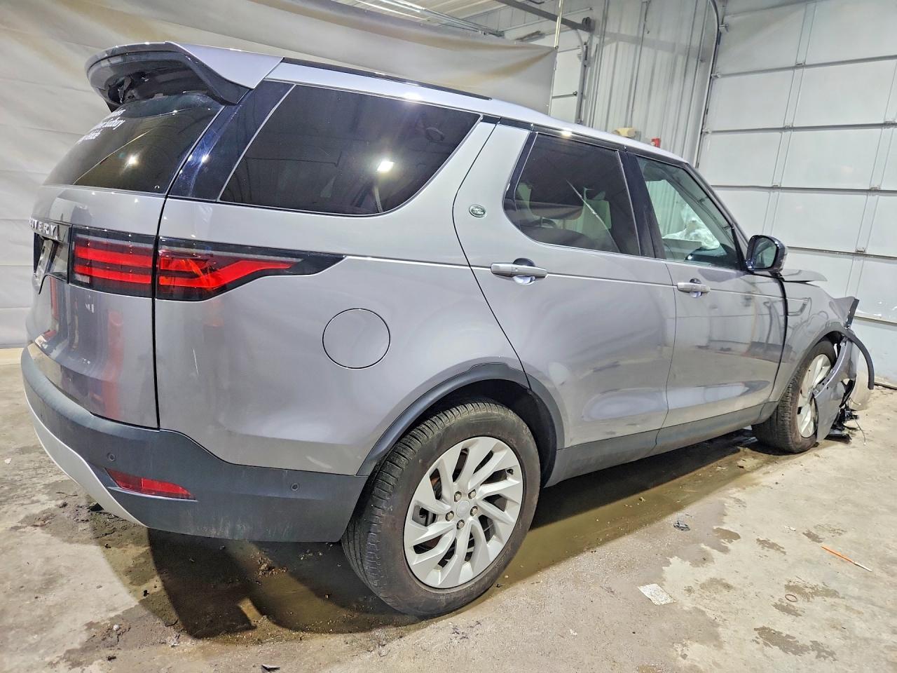 2025 Land Rover Discovery S - zdjęcie 3