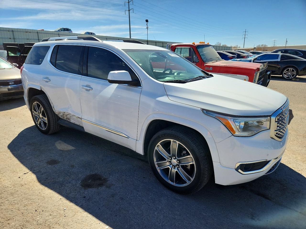 2019 GMC Acadia Denali - zdjęcie 4