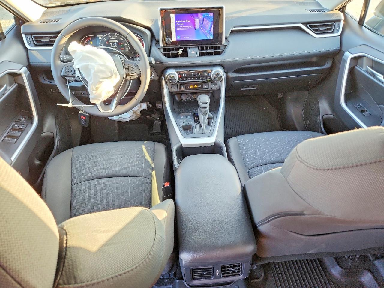 2025 Toyota Rav4 Xle - zdjęcie 8