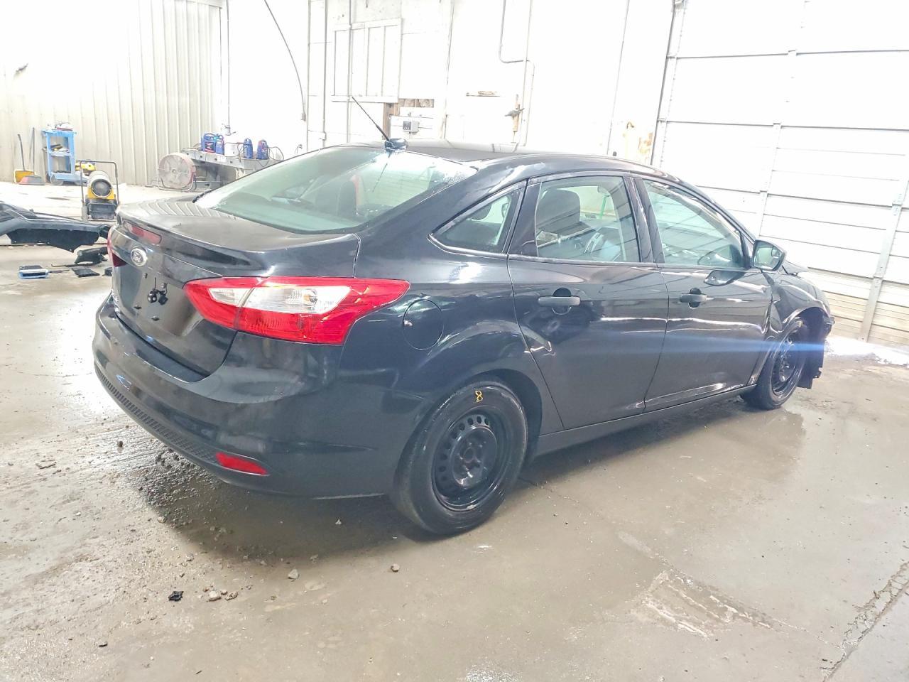 2013 Ford Focus S - zdjęcie 3