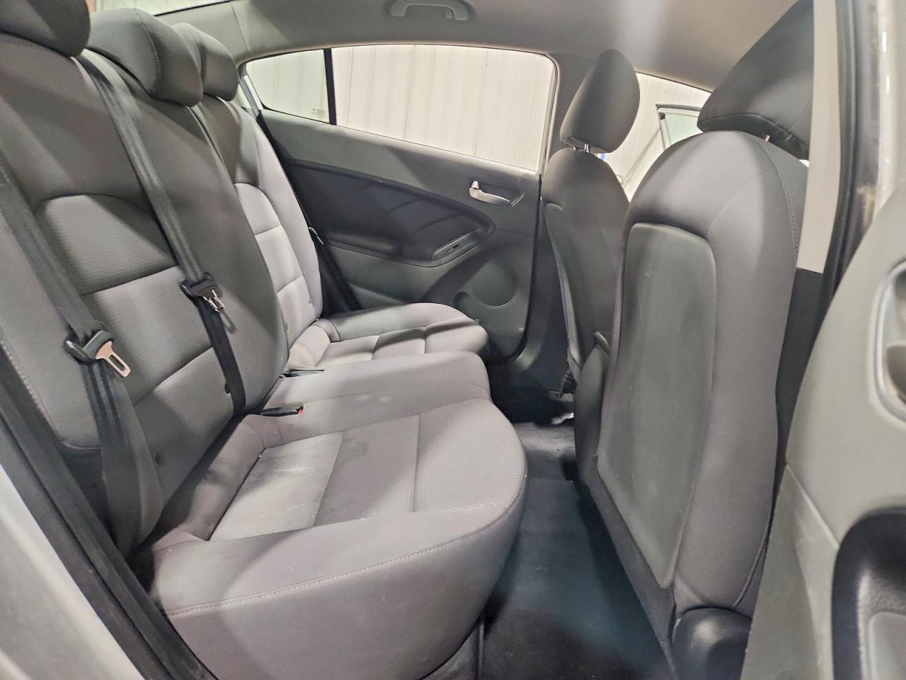 2017 Kia Forte Lx - zdjęcie 10