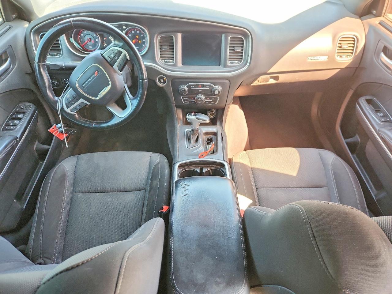 2017 Dodge Charger Sxt - zdjęcie 8