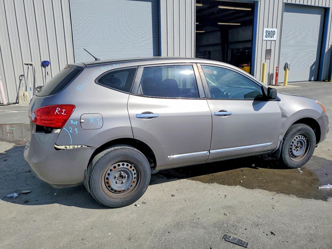 2014 Nissan Rogue Select S - zdjęcie 3