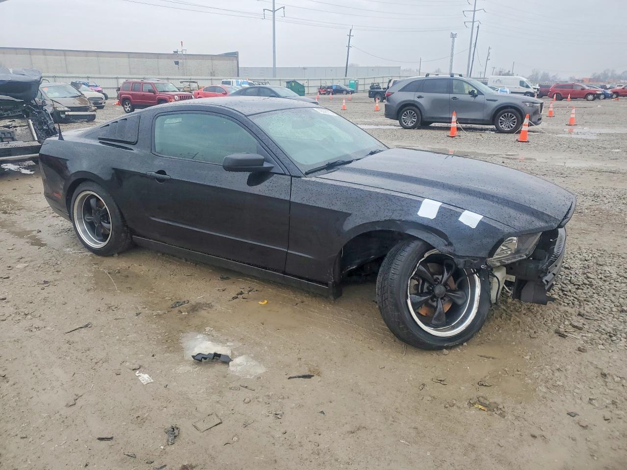 2014 Ford Mustang - zdjęcie 4