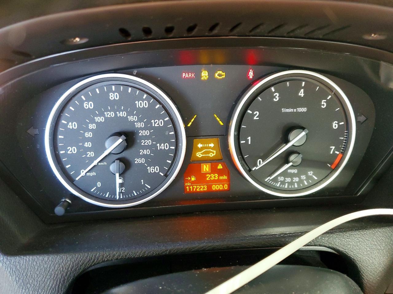 2013 BMW X5 xDrive50I - zdjęcie 9