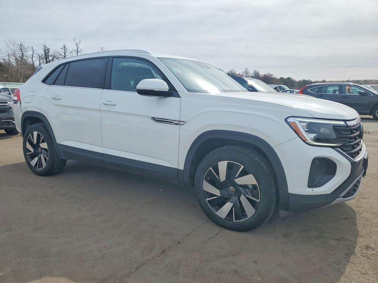 2024 Volkswagen Atlas Cross Sport Se - zdjęcie 4