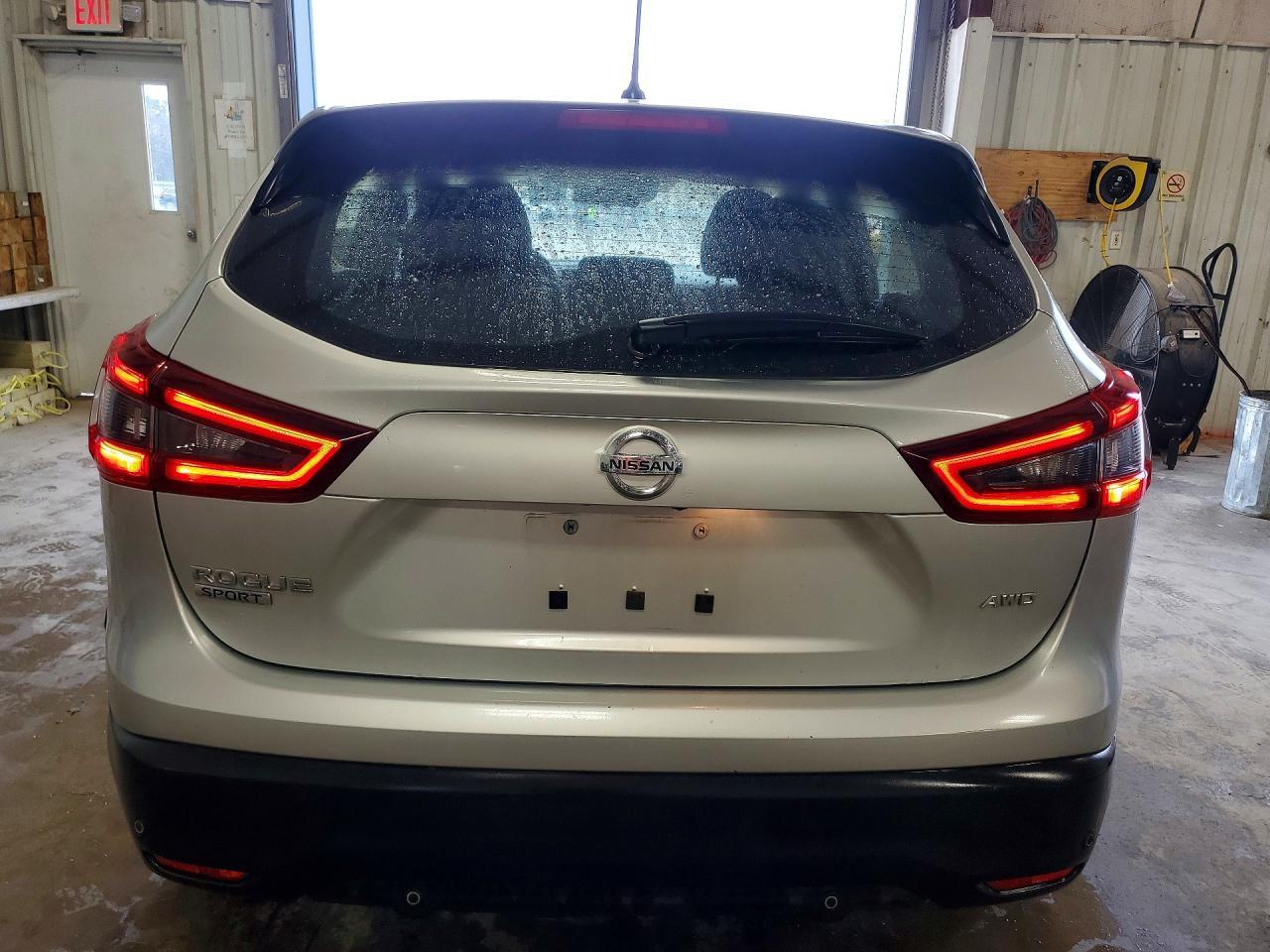 2020 Nissan Rogue Sport S - zdjęcie 6