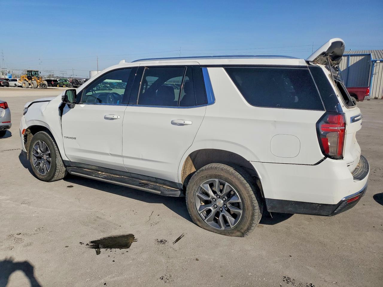 2024 Chevrolet Tahoe K1500 Lt - zdjęcie 2