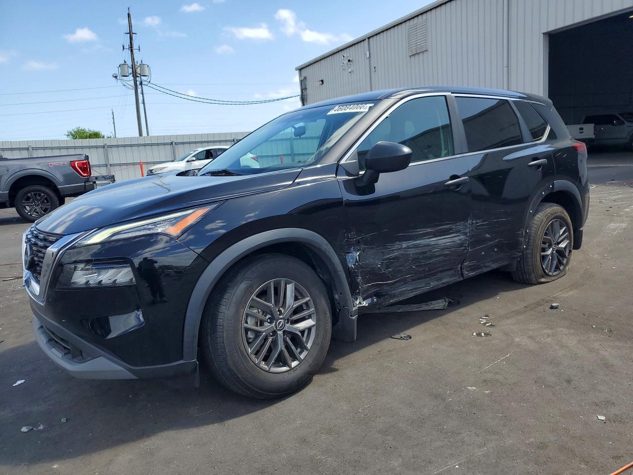 2023 Nissan Rogue S - zdjęcie główne