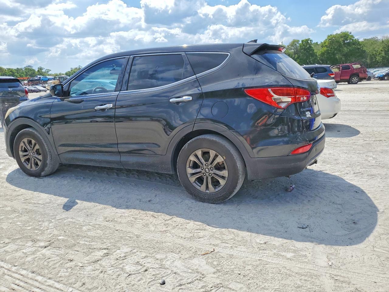 2015 Hyundai Santa Fe Sport 2.4L - zdjęcie 2