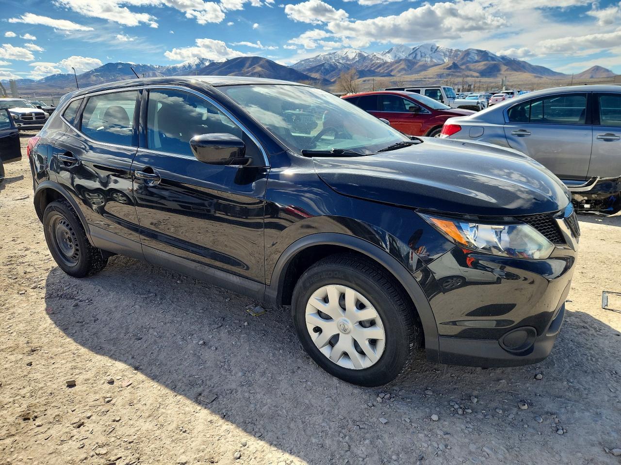 2018 Nissan Rogue Sport S - zdjęcie 4