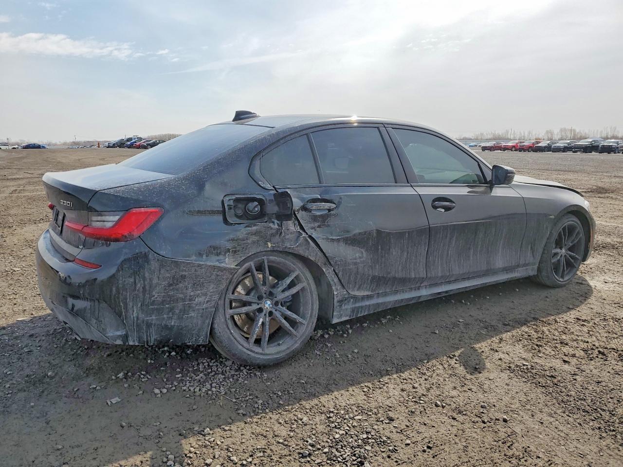 2020 BMW 330Xi - zdjęcie 3