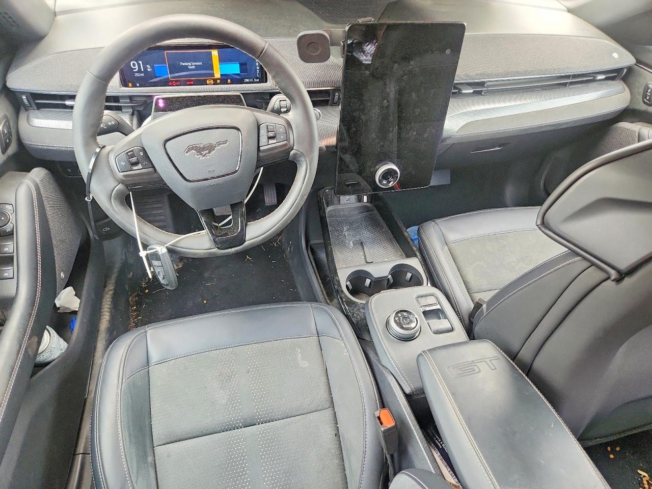 2023 Ford Mustang Mach-E Gt - zdjęcie 8