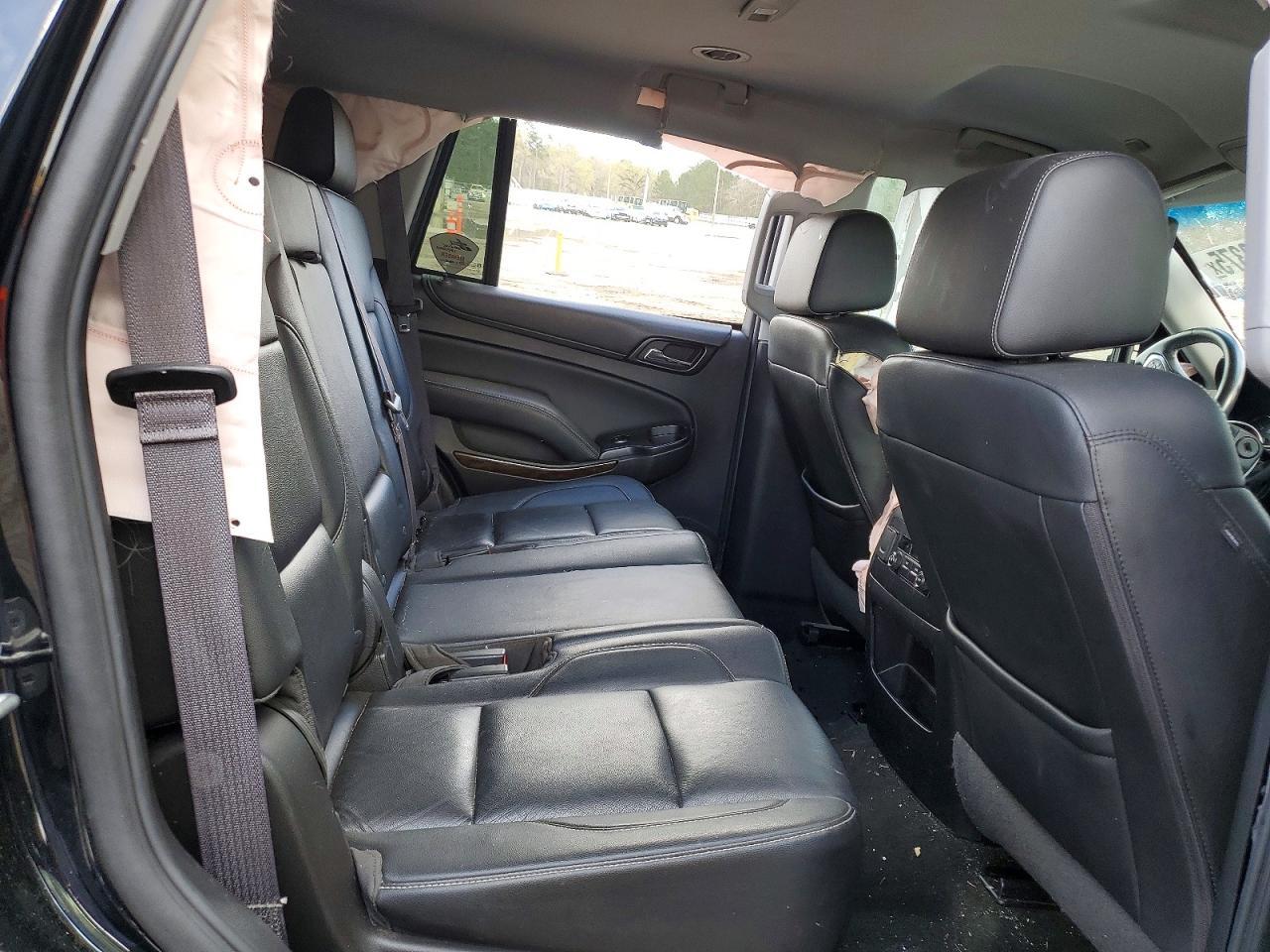 2016 Chevrolet Tahoe C1500 Lt - zdjęcie 11