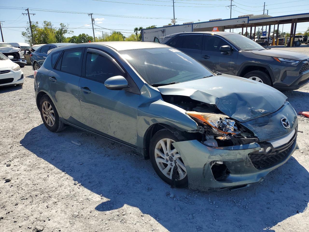 2013 Mazda 3 I - zdjęcie 4
