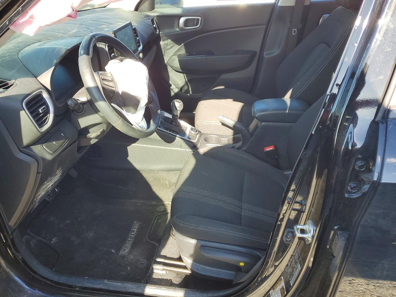 2024 Hyundai Venue Sel - zdjęcie 7