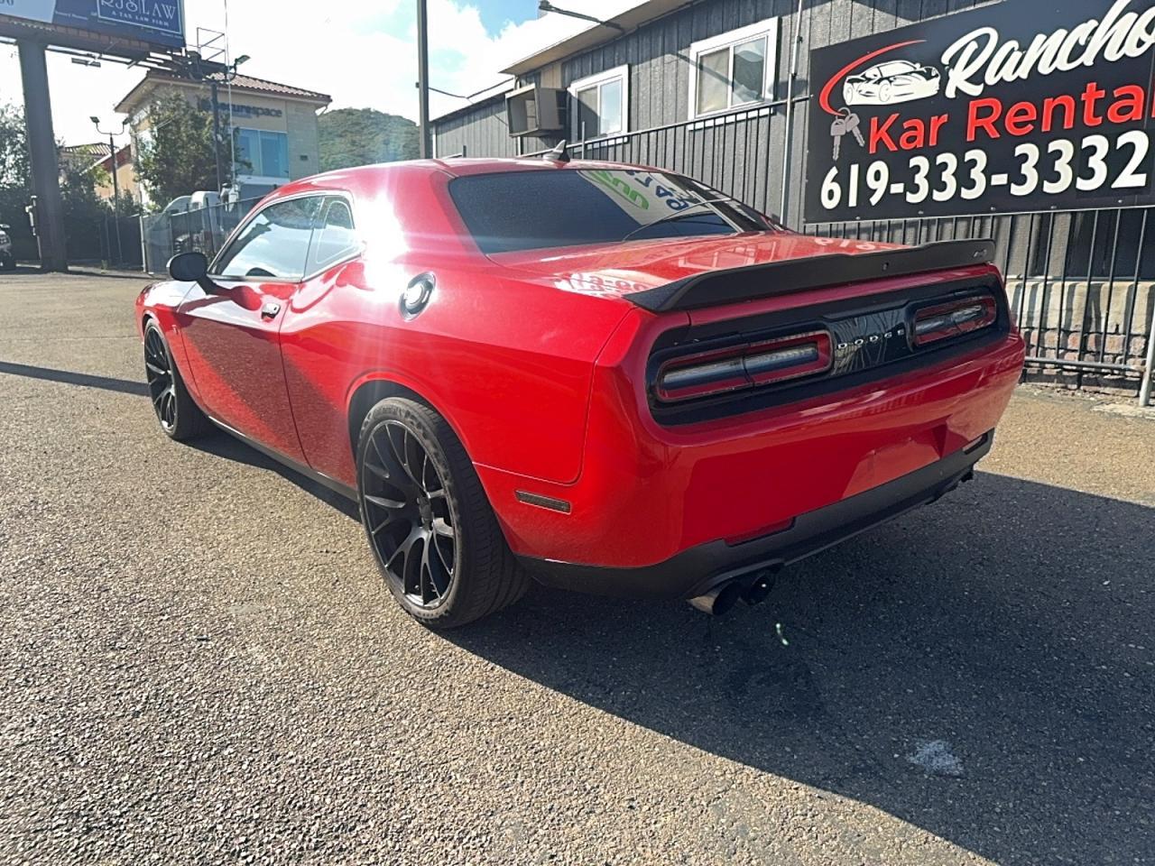 2015 Dodge Challenger R - zdjęcie 3