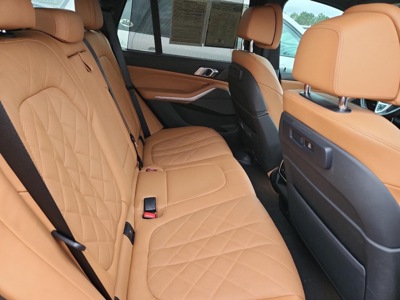 2023 BMW X5 xDrive40I - zdjęcie 11
