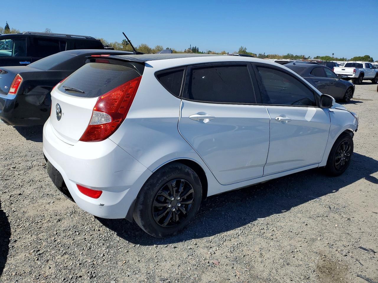 2014 Hyundai Accent Gs - zdjęcie 3