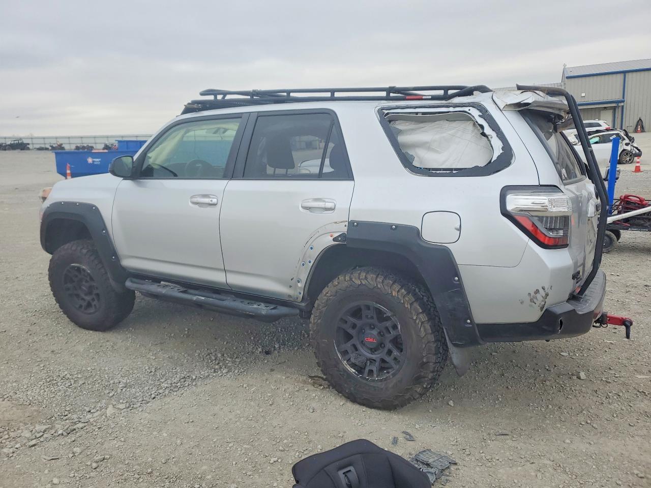2016 Toyota 4Runner Sr5 - zdjęcie 2