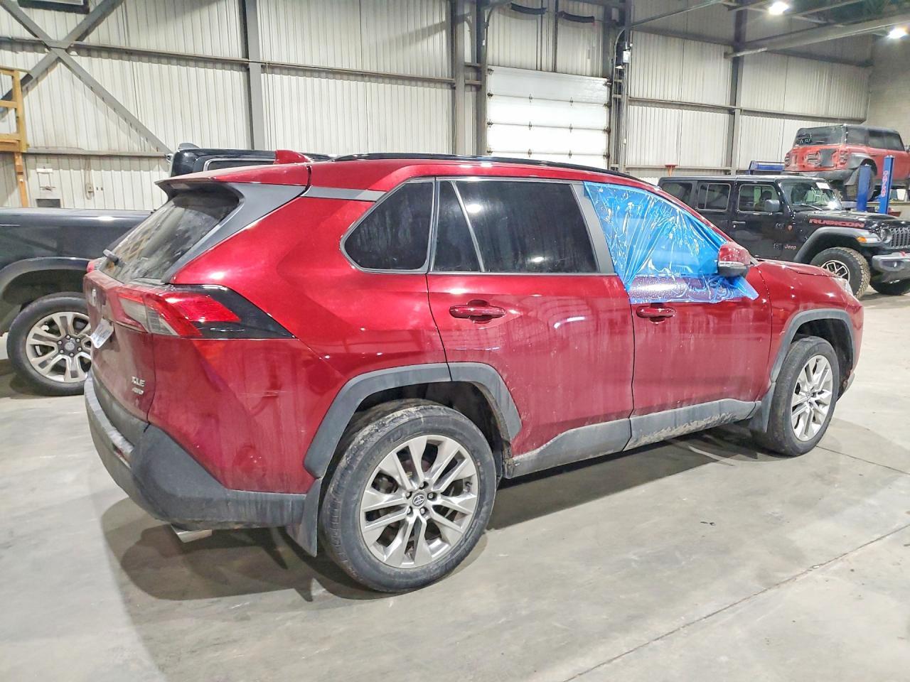 2019 Toyota Rav4 - zdjęcie 3