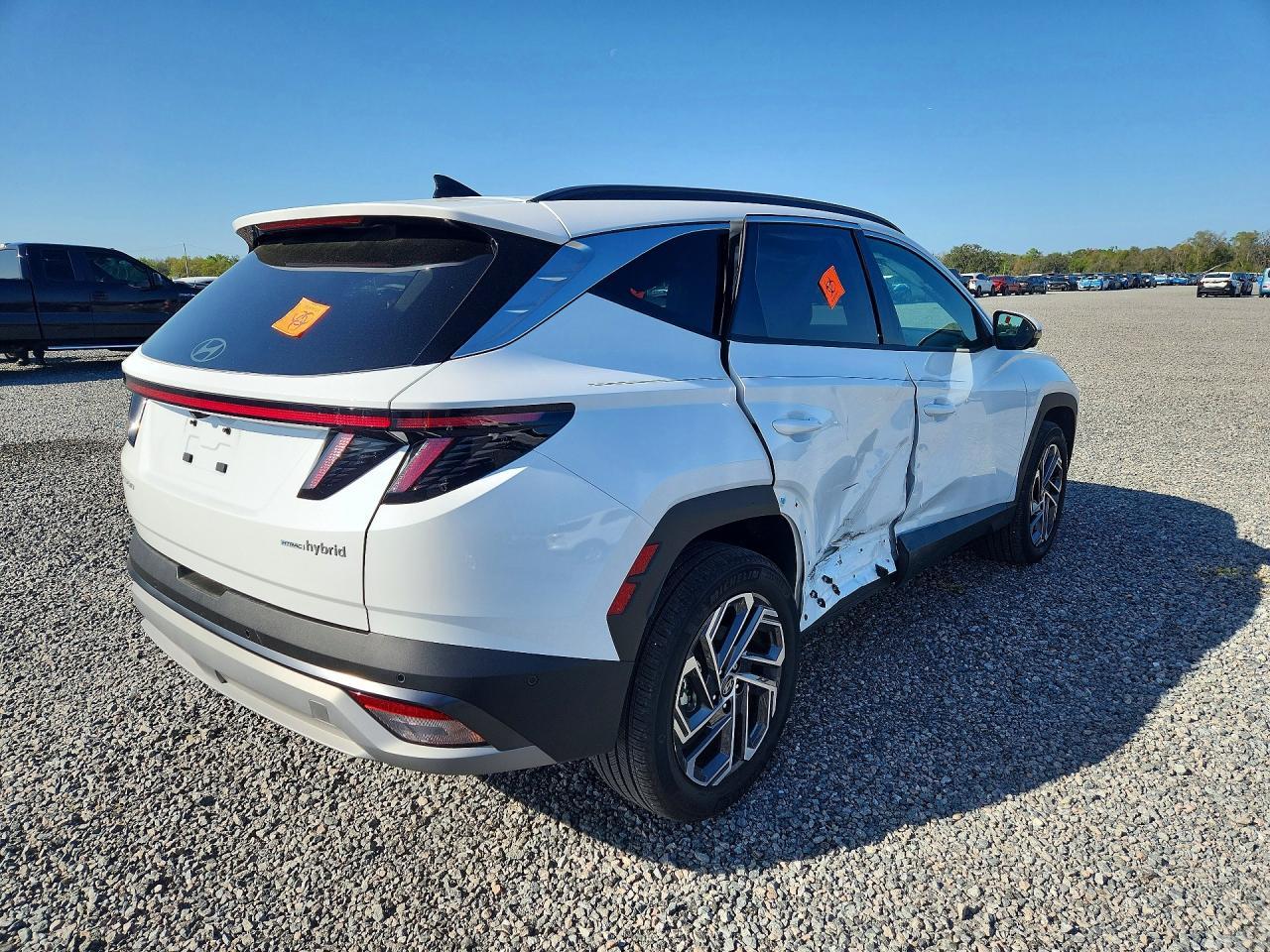 2025 Hyundai Tucson Hybrid Limited - zdjęcie 3